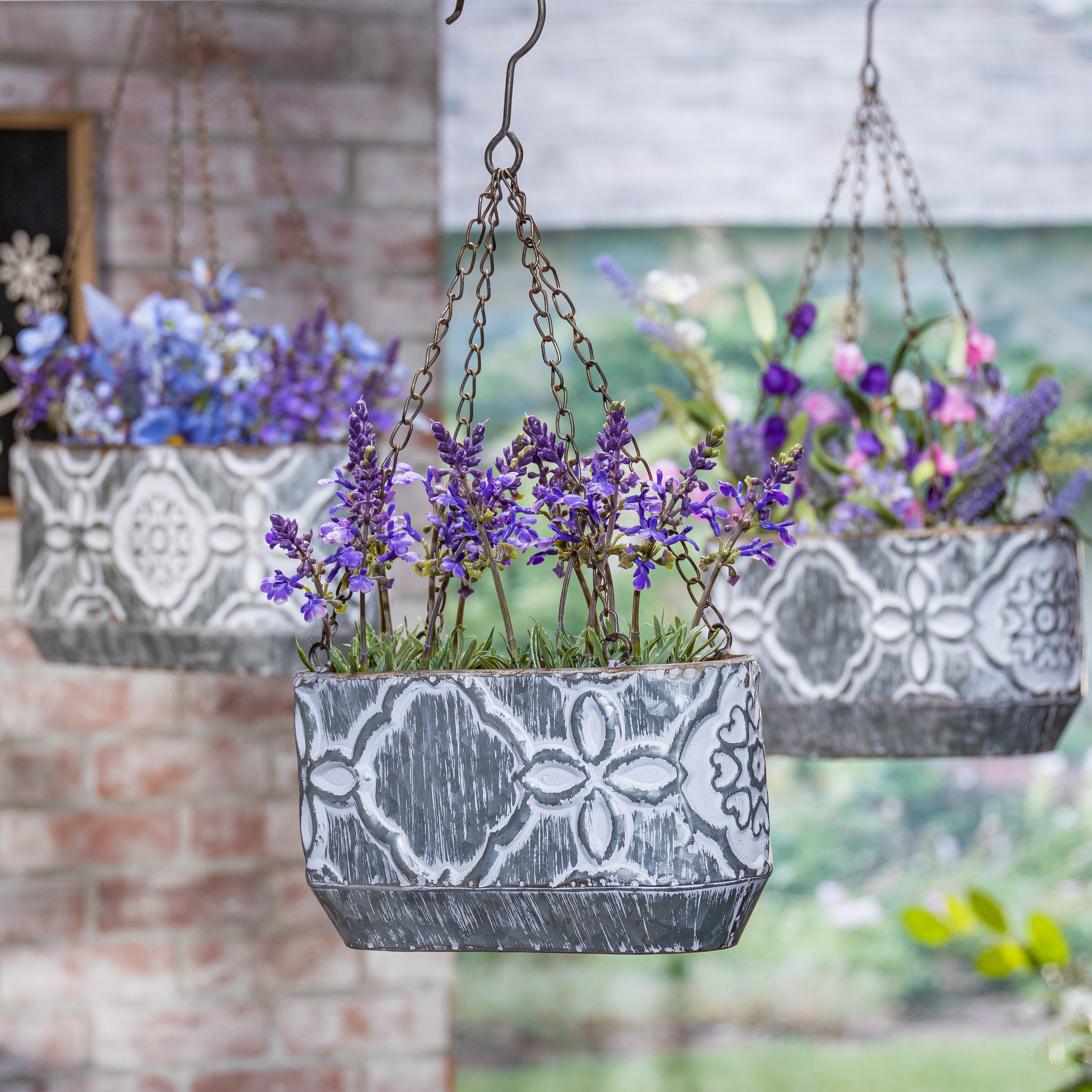 Hanging Galvanized Nesting Metal Hang Planters, set of 3